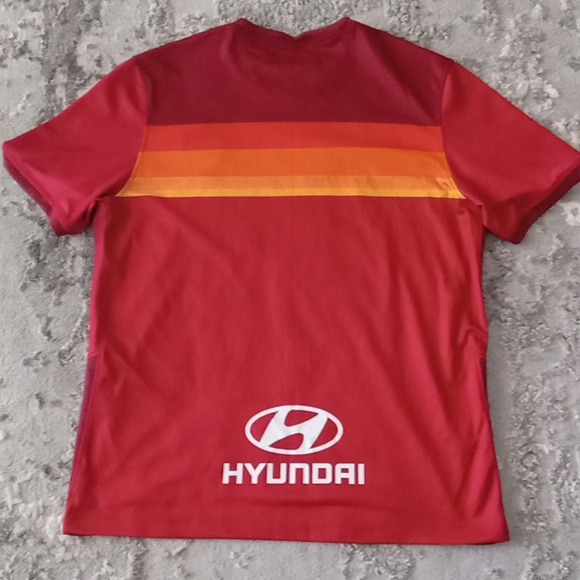 AS Roma soccer Jersey - Picture 3 of 7